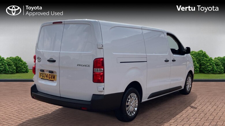 Toyota Proace L2 Diesel 2.0D 145 Icon Van